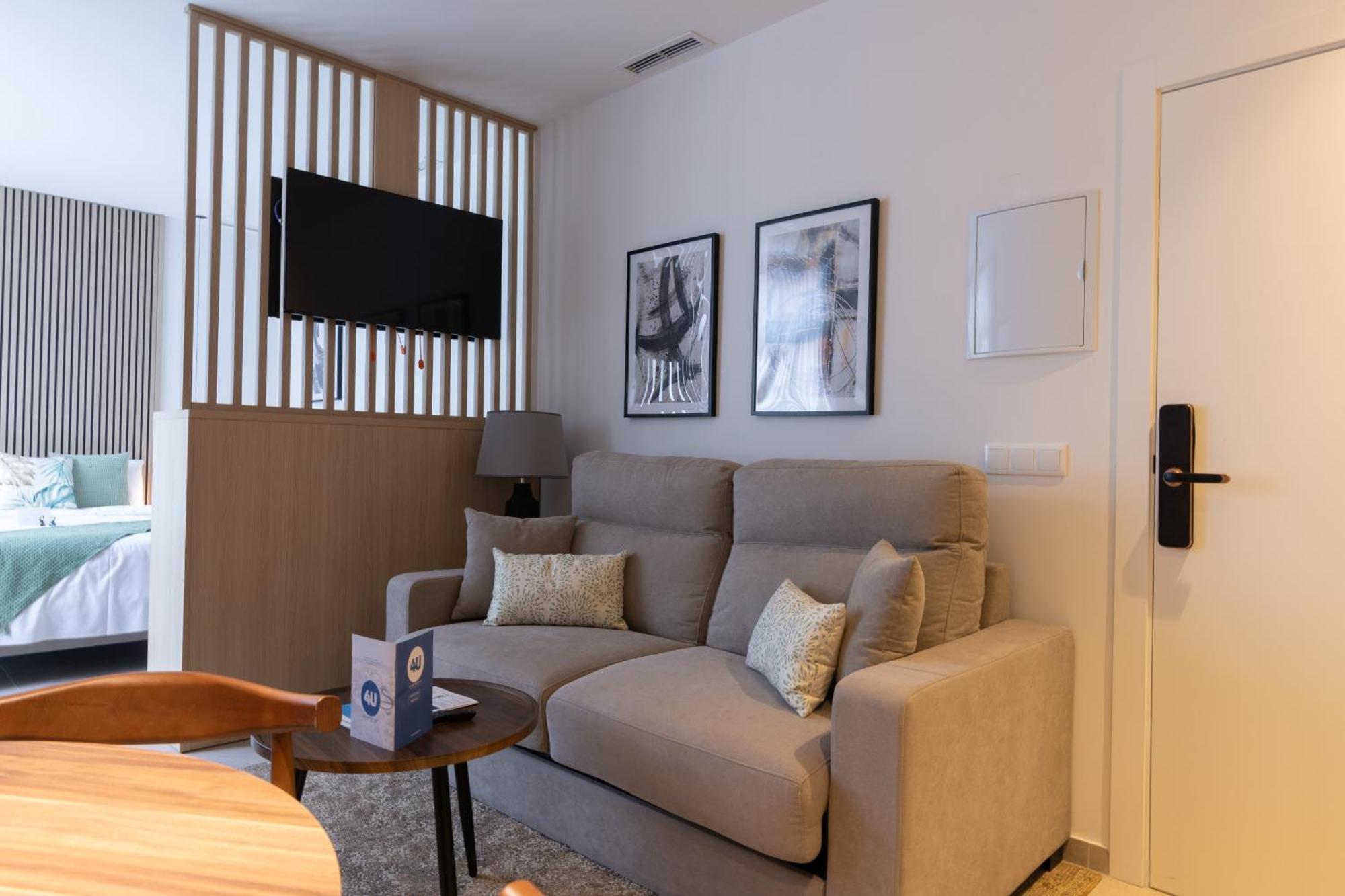 Dorm4You Arena Standar Junior Valencia Buitenkant foto